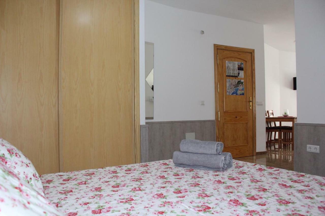 Amazing And Clean Studio Very Close To City Center Малага Екстер'єр фото